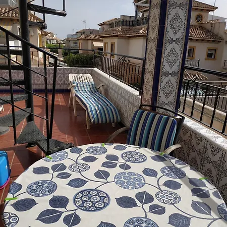 Comfortable In Orihuela, 56 Sq. M With Shared Pool. Apartment