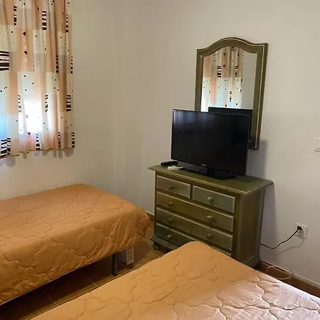 Comfortable In Orihuela, 56 Sq. M With Shared Pool. Orihuela