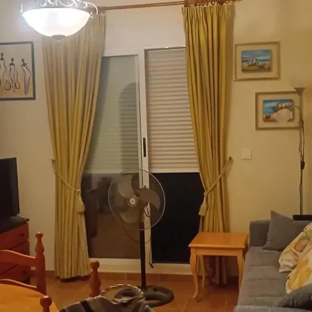 Comfortable In Orihuela, 56 Sq. M With Shared Pool. Apartament Orihuela