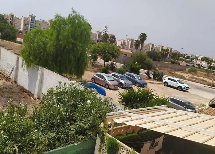 Comfortable In Orihuela, 56 Sq. M With Shared Pool. Ориуэла