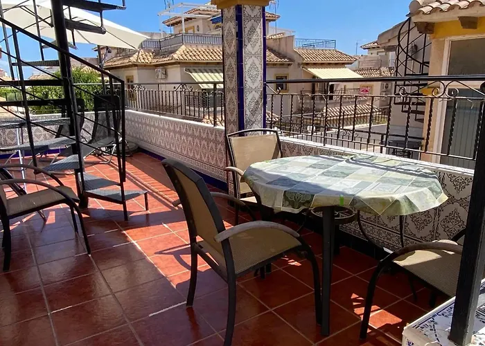 Comfortable In Orihuela, 56 Sq. M With Shared Pool. Апартаменты